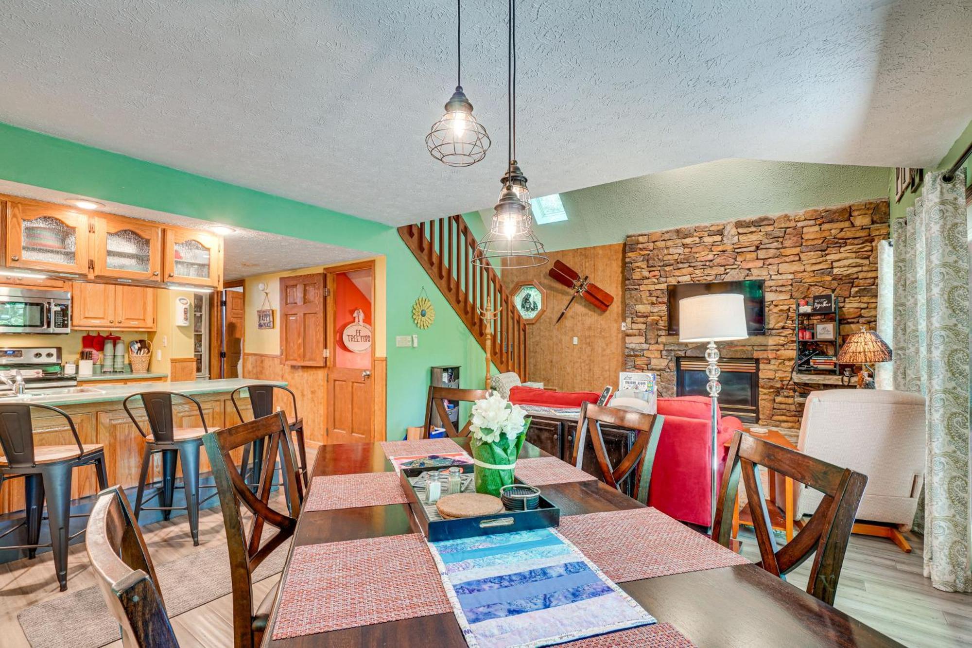 Smoky Mountain Cabin With Deck And Hot Tub! Pigeon Forge Zewnętrze zdjęcie