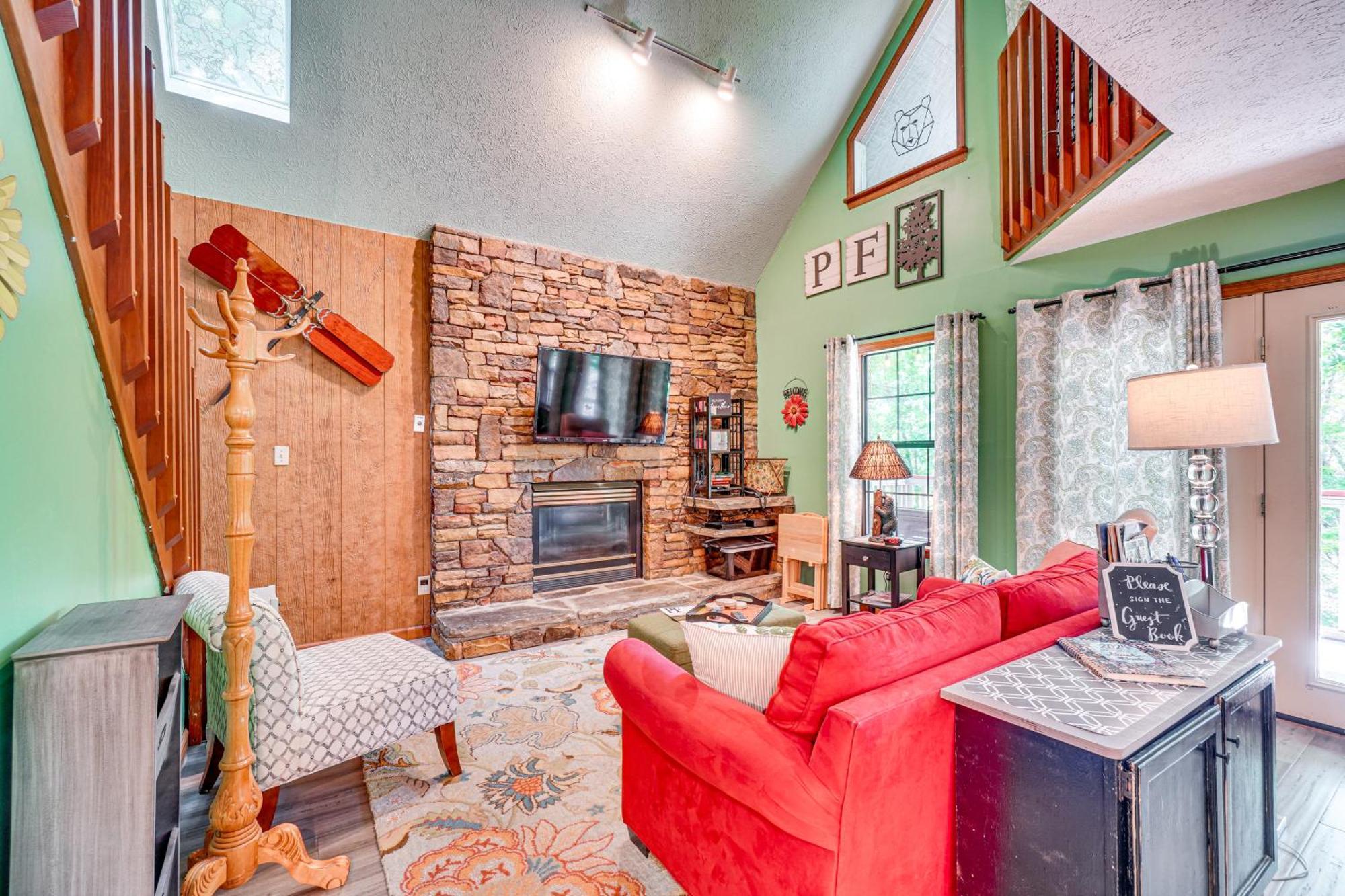 Smoky Mountain Cabin With Deck And Hot Tub! Pigeon Forge Zewnętrze zdjęcie