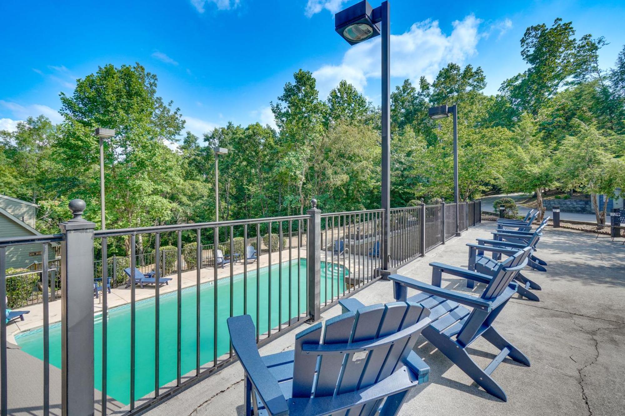Smoky Mountain Cabin With Deck And Hot Tub! Pigeon Forge Zewnętrze zdjęcie
