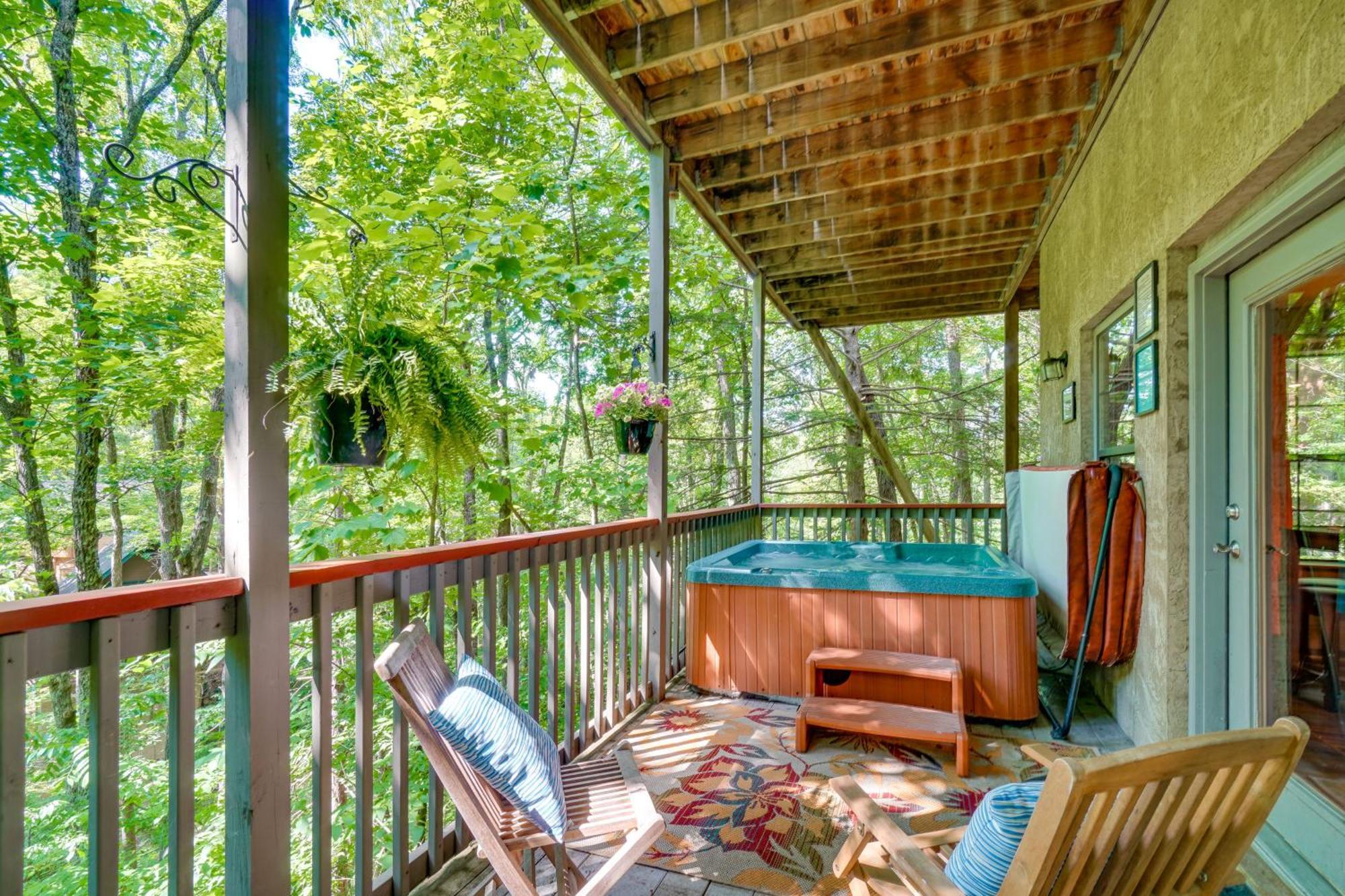 Smoky Mountain Cabin With Deck And Hot Tub! Pigeon Forge Zewnętrze zdjęcie
