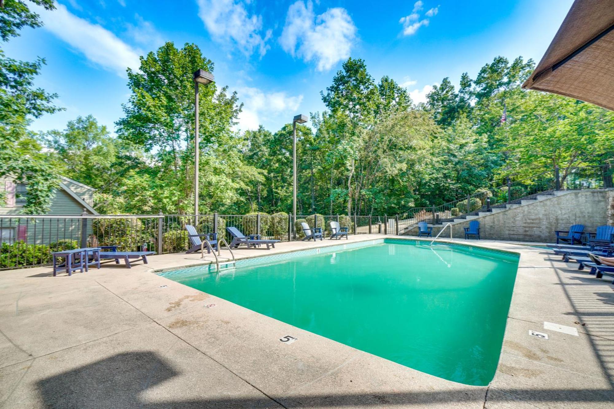 Smoky Mountain Cabin With Deck And Hot Tub! Pigeon Forge Zewnętrze zdjęcie