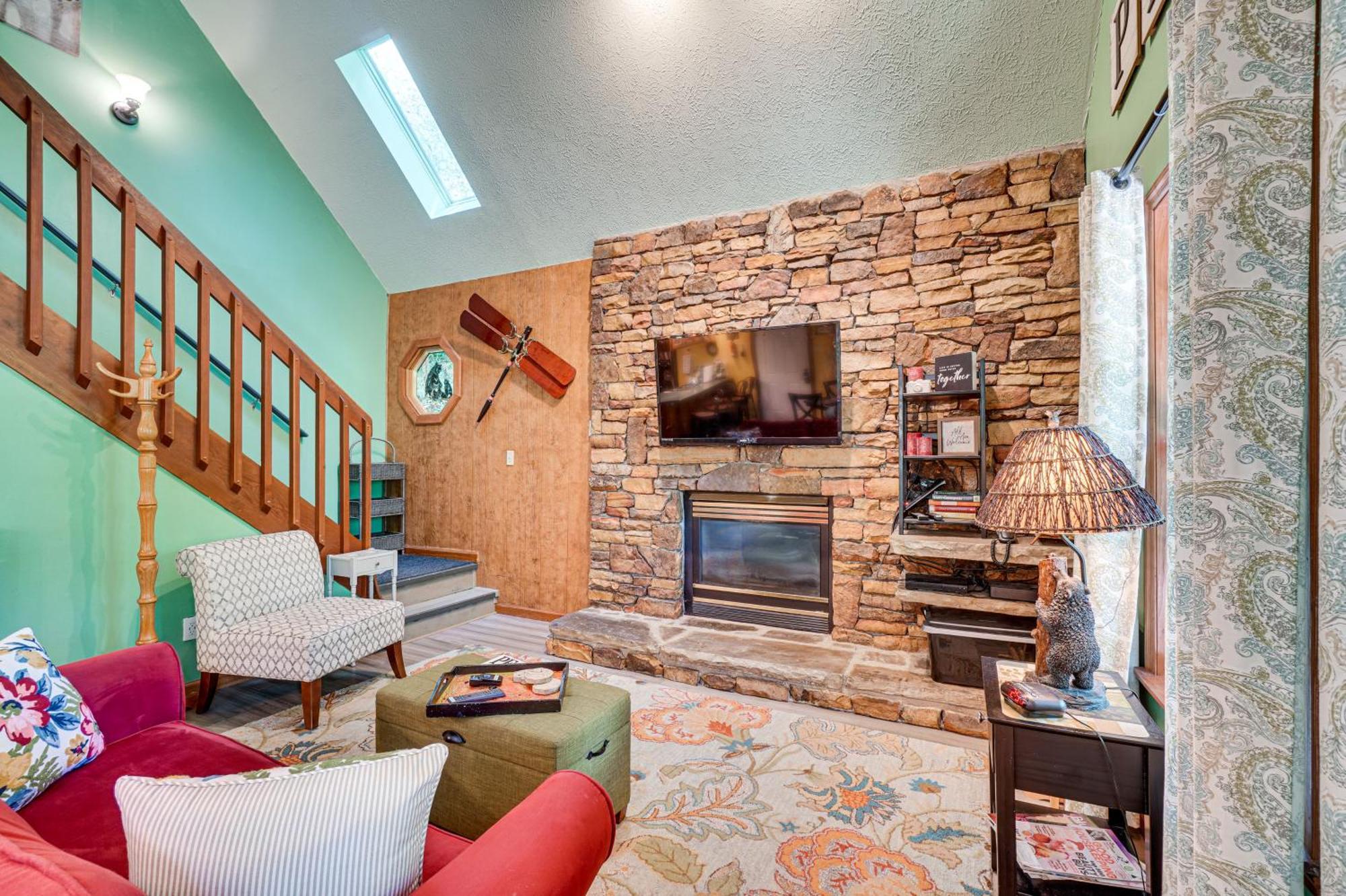 Smoky Mountain Cabin With Deck And Hot Tub! Pigeon Forge Zewnętrze zdjęcie